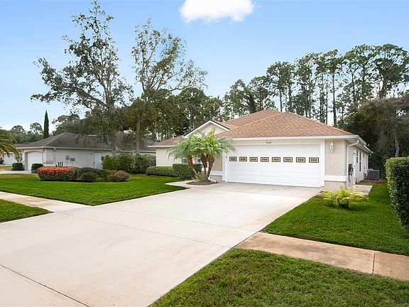 3rd image of 595 W Bianca Cir