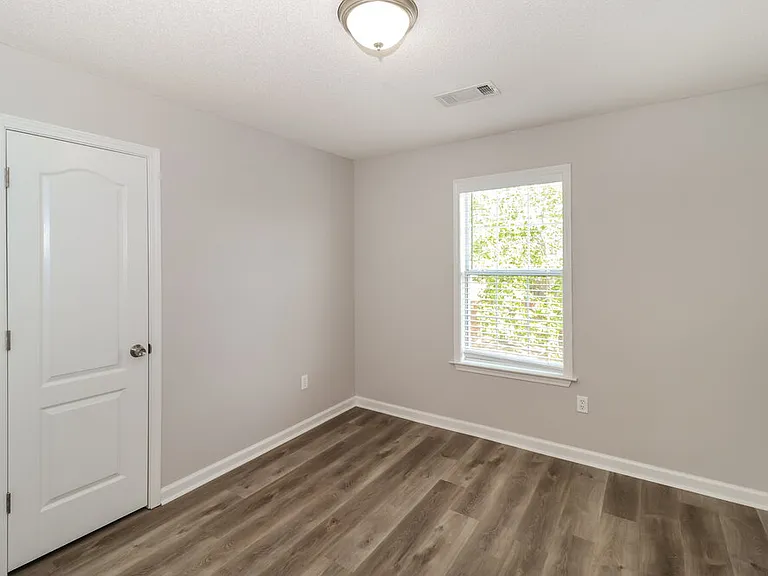 25 Penny Ln — Photo 15