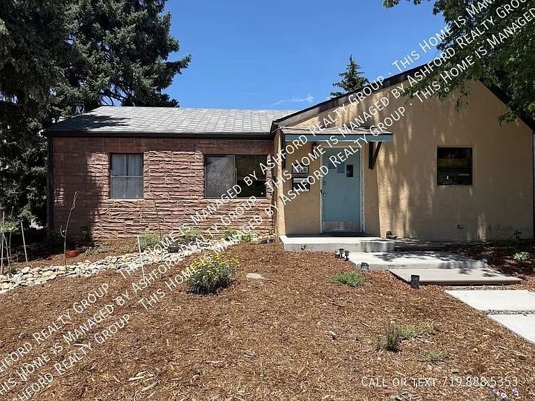 1220 E San Rafael St — Photo 1