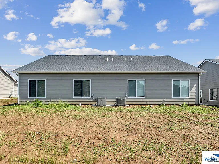 101 E Santa Fe Cir — Photo 6