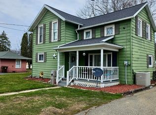 711 E Center St, Ithaca, MI 48847