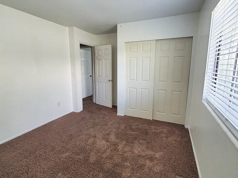5043 S 1150 E — Photo 11