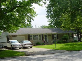 412 N Lincoln St, Olney, IL 62450