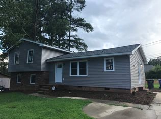 201 Willowtree Dr, Simpsonville, SC 29680
