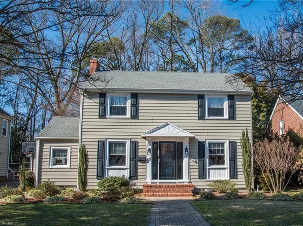 15 Stratford Rd, Newport News, VA 23601