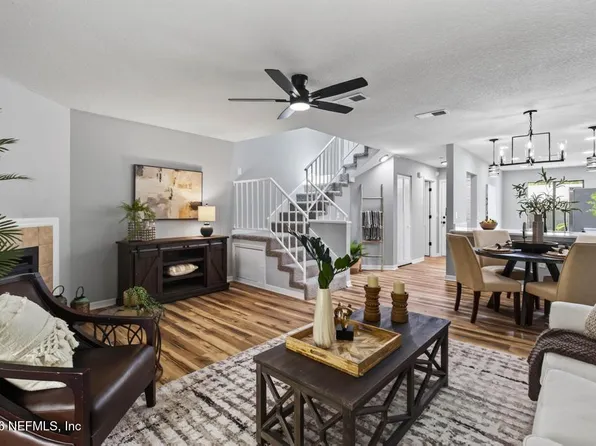 7623 BAYMEADOWS Circle W #2042, Jacksonville, FL 32256