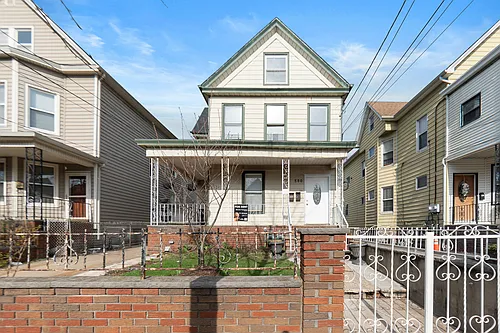 580 Monroe Ave #2 Photo 1