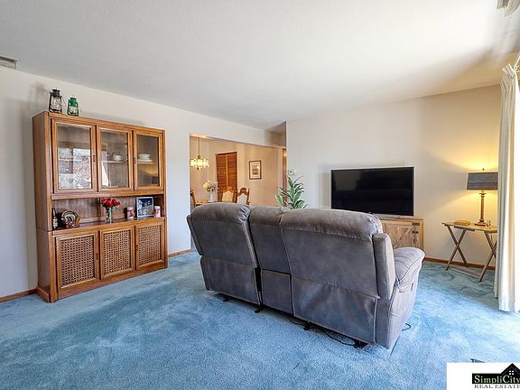 5th image of 1300 G St APT 202E