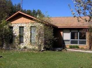 2583 Reed Rd, Lapeer, MI 48446