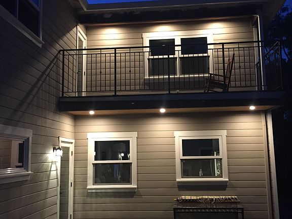 5th image of 694 Fuller Ave