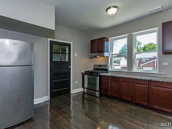 4th image of 7961 S Essex Ave #1