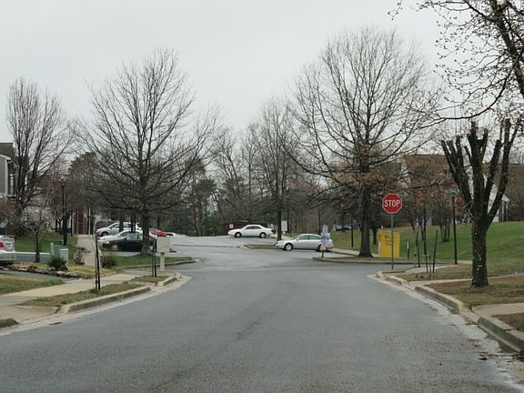 4th image of 21345 Village Ct