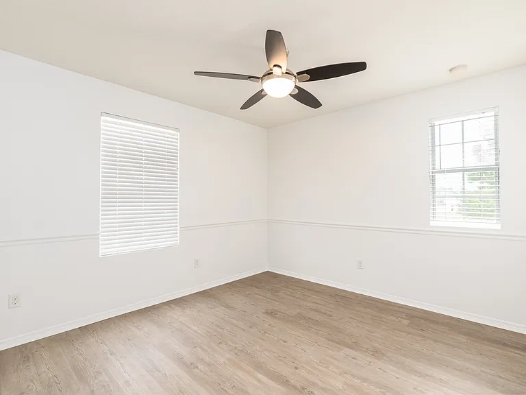 5892 Bartram Village Dr — Photo 22