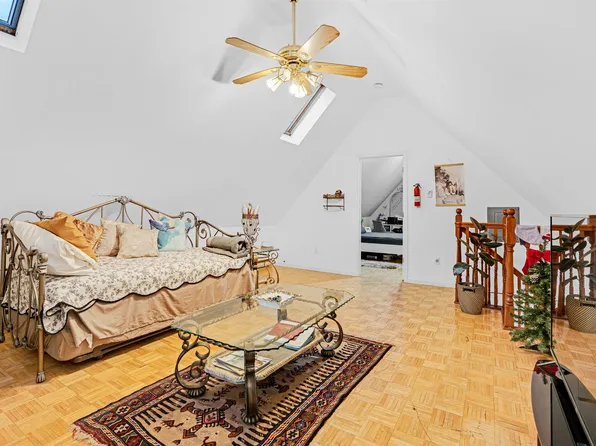 16 Stegman Terrace image 24 of 48