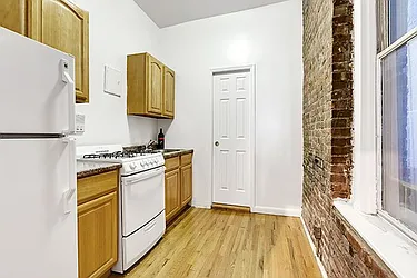 Rented by Cooper & Cooper Real Estate