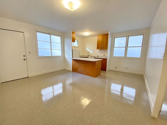 5th image of 1849 Kaioo Dr APT 5