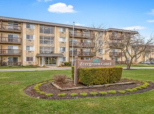 2222 S Goebbert Rd APT 155, Arlington Heights, IL 60005