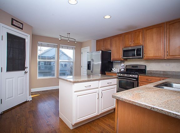 5th image of 119-2 Blackhawk Ct