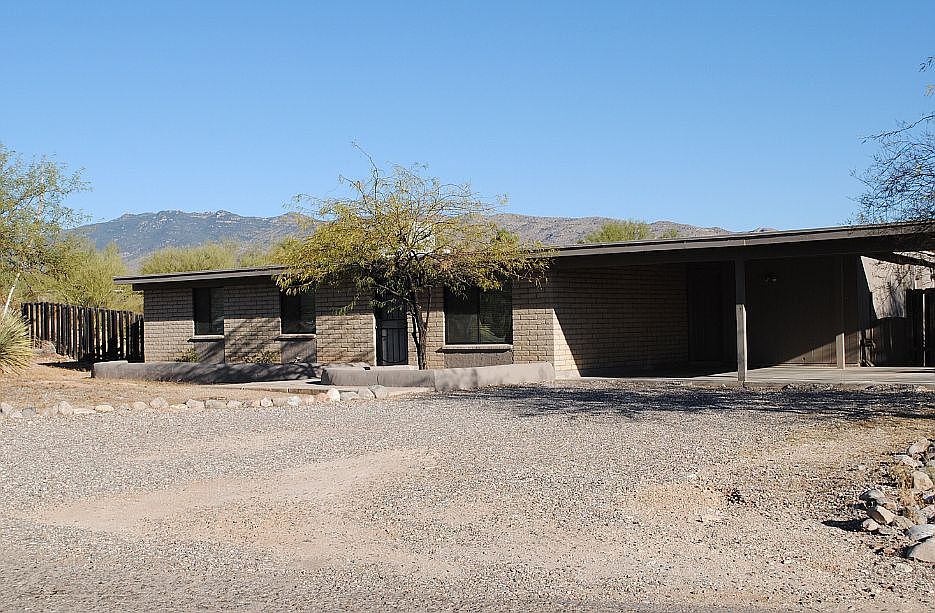 1st image of 10530 E Placita Loma Verde
