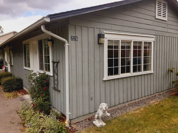 226 3rd Ave SW #2, Pacific, WA 98047