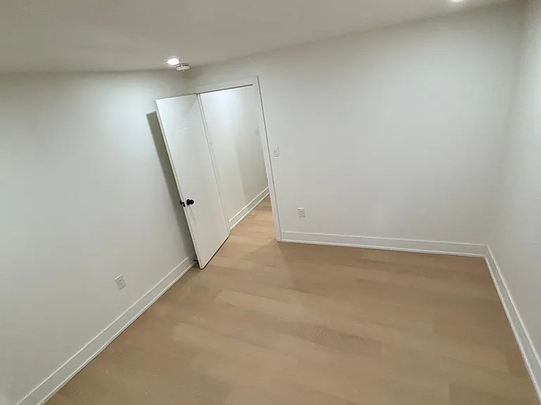 31 Orleans Dr #BASEMENT — Photo 4