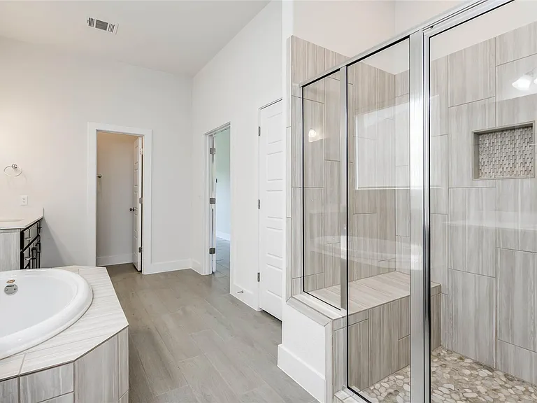 5417 Flowing Brook Cv — Photo 19