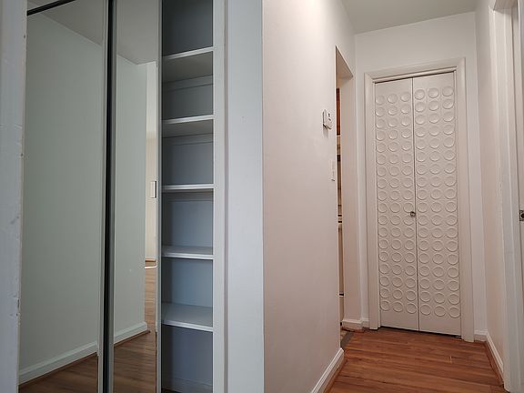 4th image of 2840 Colonial Ave SW APT A12