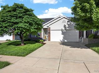 455 Prevot Ave, Saint Charles, MO 63303