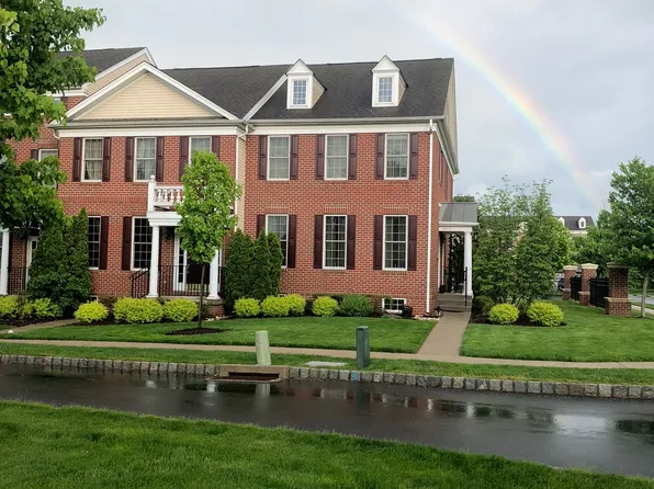 3013 E Brighton St, Furlong, PA 18925