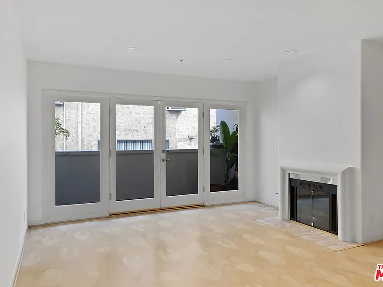 11690 Montana Ave #103 — Photo 6