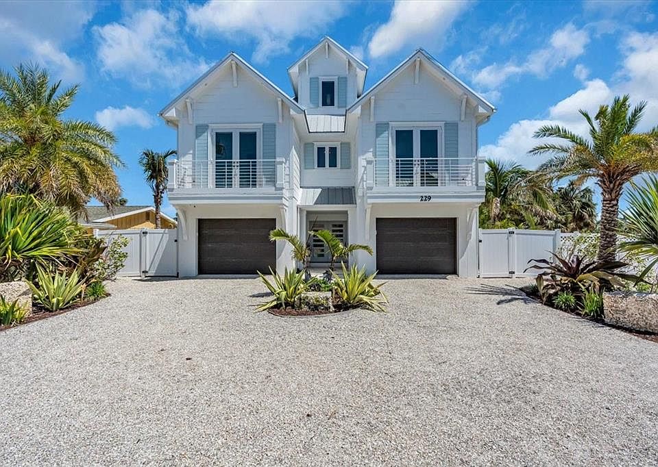 1st image of 229 Willow Ave Unit A