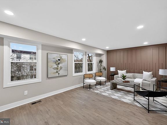 5th image of 4706 Wallace Pl