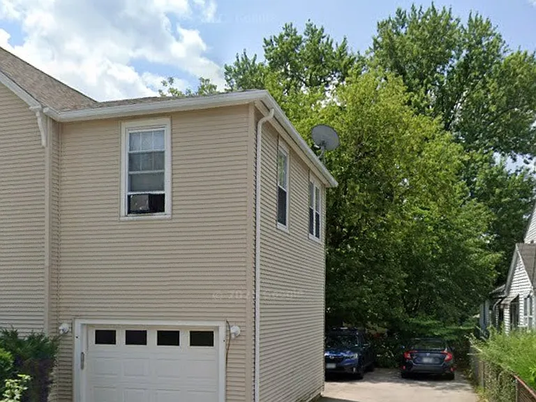 13 1/2 Cushing Ave #13B — Photo 11