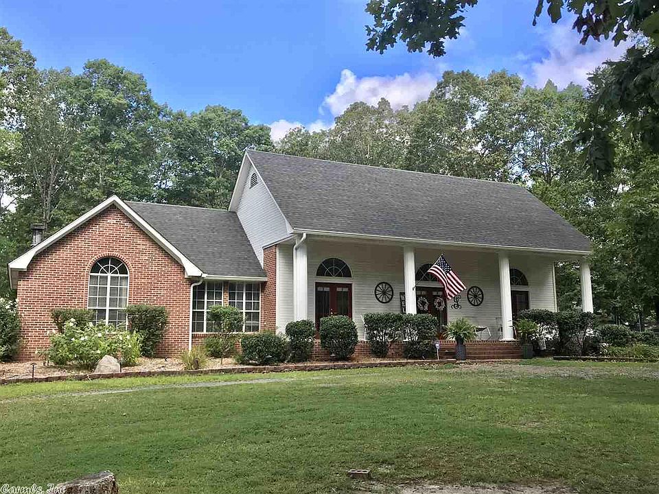 1st image of 139 Lillian Wood Dr