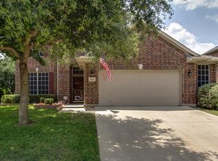 11513 Crystal Falls Dr, Fort Worth, TX 76244