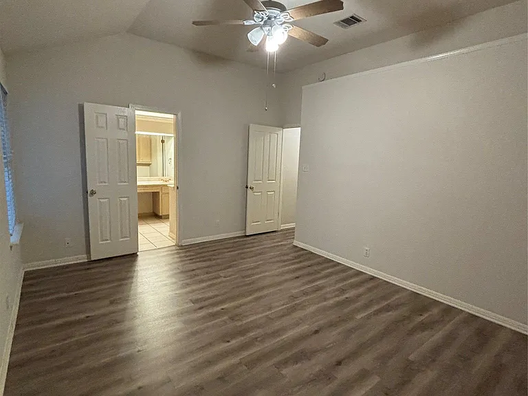 4500 Abelia Dr — Photo 19