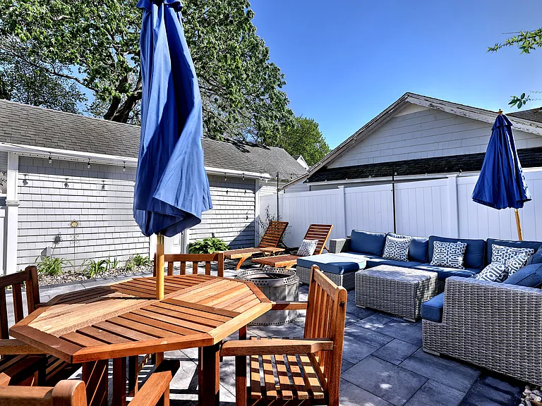 32 Grant St — Photo 10
