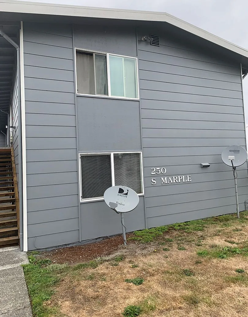 1947 250 S Marple — Photo 1