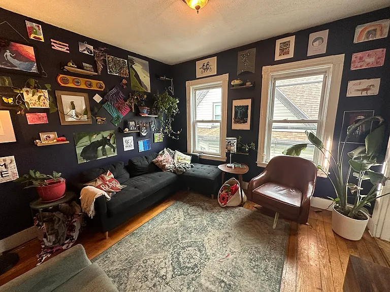 9 Medford St #3R — Photo 4