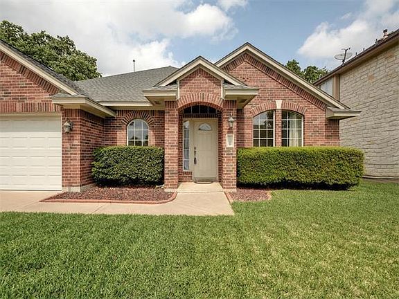 3rd image of 1509 Foster Dr