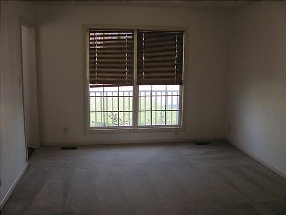 3rd image of 2632 Denver Ct