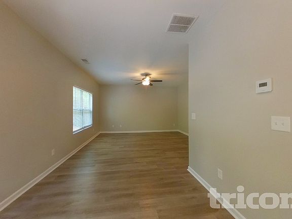 4th image of 4118 Lindbergh Way