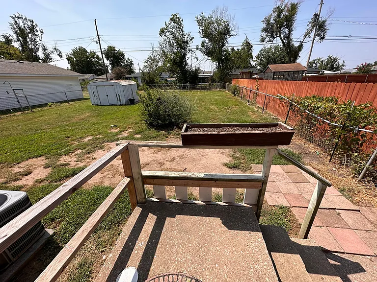3122 N Beard Ave — Photo 11