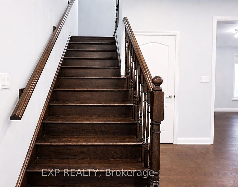 Kitchener House for rent - 4 Bedrooms — photo 14