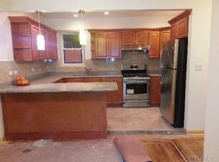 20106 28th Ave, Bayside, NY 11360