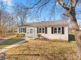 814 Castle Rd, Glen Burnie, MD 21061