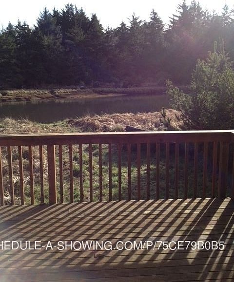 1st image of 4628 SE 51st St