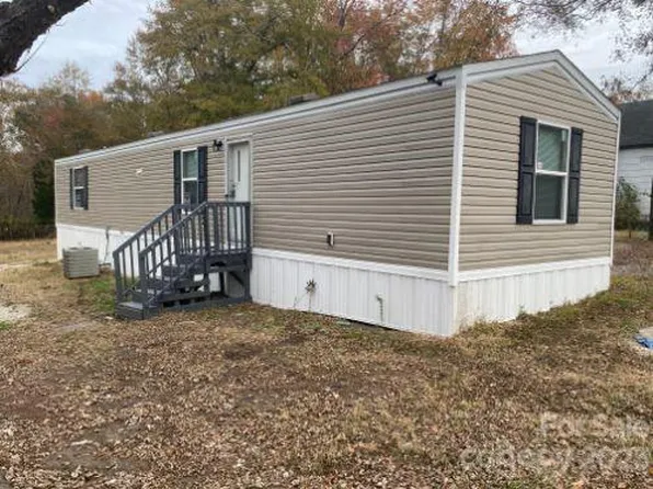 117 Railroad St, Rockingham, NC 28379