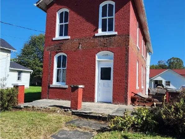 235 Kay St, Wampum, PA 16157