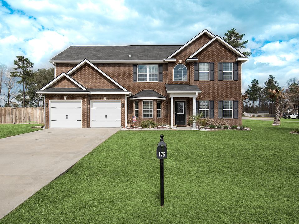 1st image of 175 NE Canterbury Dr